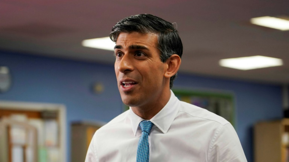 Parlamento brit&acirc;nico aprova lei pol&ecirc;mica sobre imigra&ccedil;&atilde;o