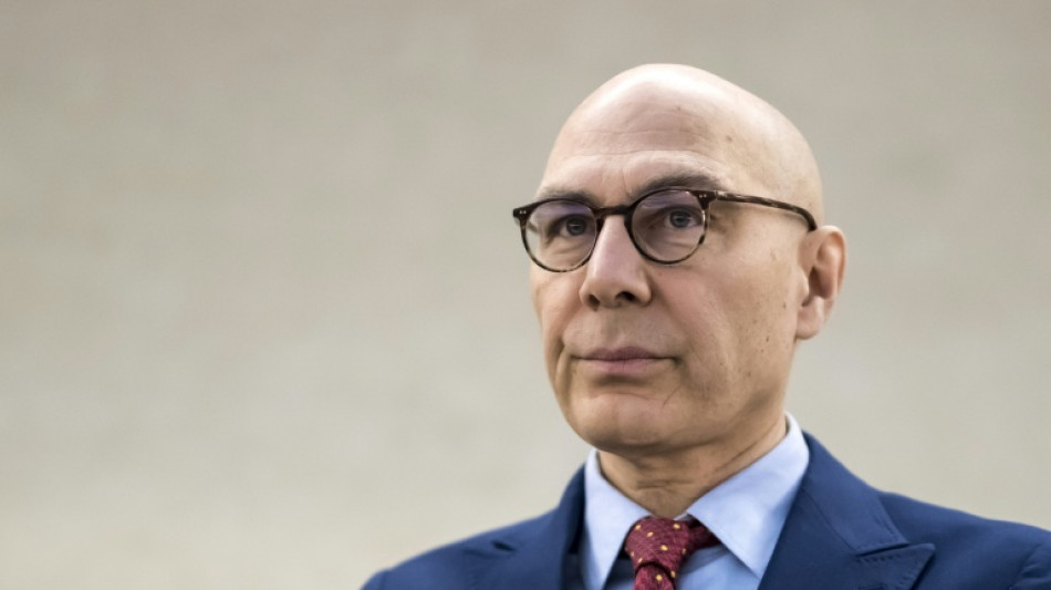 Acnudh denuncia poss&iacute;vel 'crime de guerra' israelense por morte de 15 socorristas em Gaza