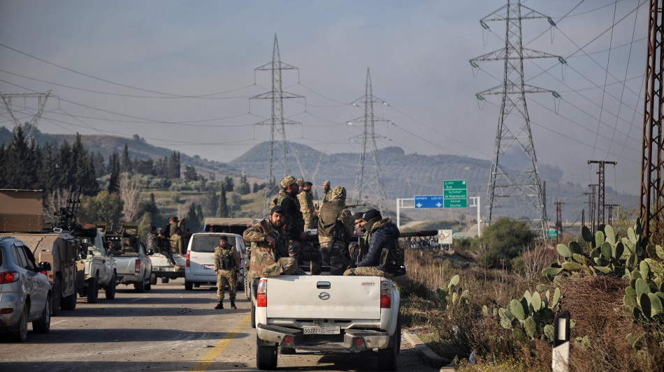 Jolani agli alawiti, arrendetevi prima che sia troppo tardi