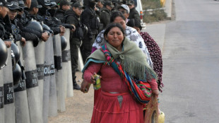 Seguidores de Morales se manifiestan en La Paz en apoyo a su candidatura invalidada