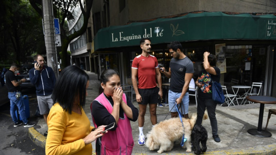 Sismo de 7,7 sacude a M&eacute;xico en aniversario de dos devastadores terremotos