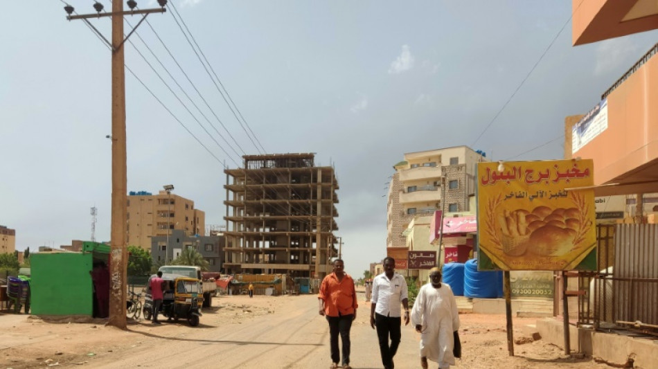 Ex&eacute;rcito e paramilitares acertam tr&eacute;gua de 24h no Sud&atilde;o