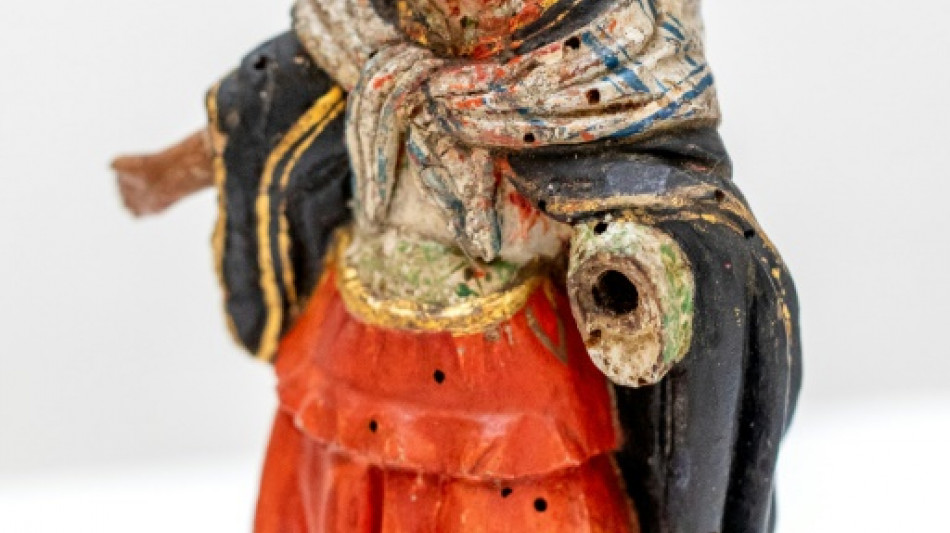 Os personagens peculiares de um pres&eacute;pio antigo no Equador