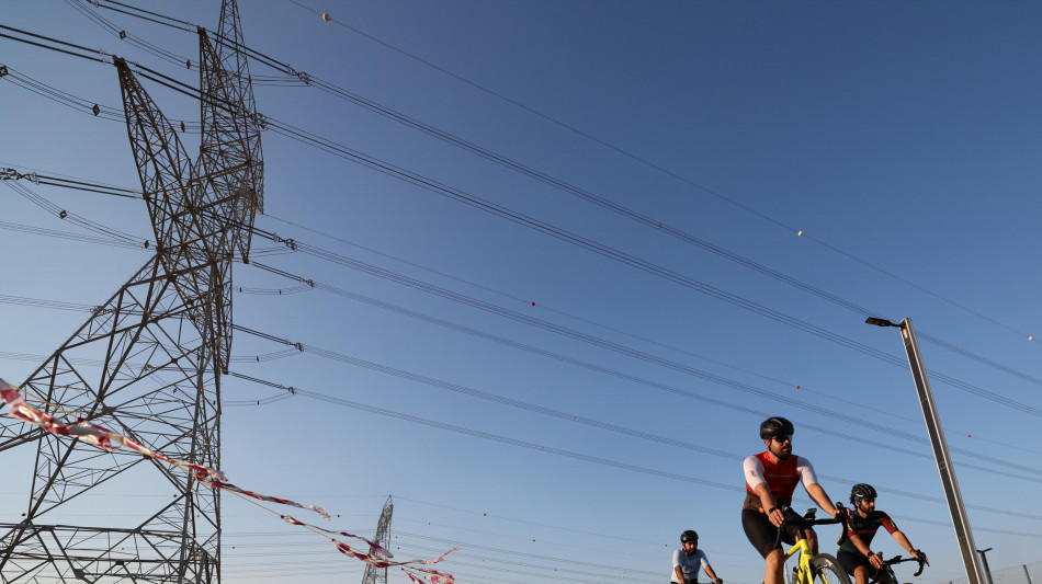 Domanda di elettricit&agrave; nel 2023 in calo del 3,2% in Italia