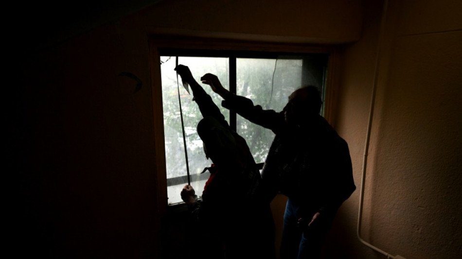 Bombardeios matam civis na Ucr&acirc;nia e R&uacute;ssia; Moscou sofre novo ataque de drone