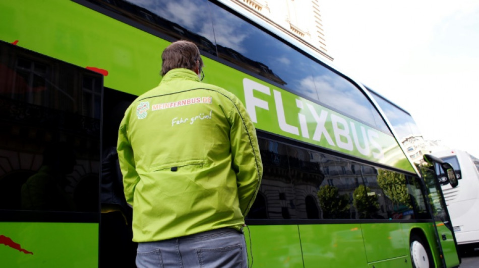 Fernreisebus auf A 24 verungl&uuml;ckt