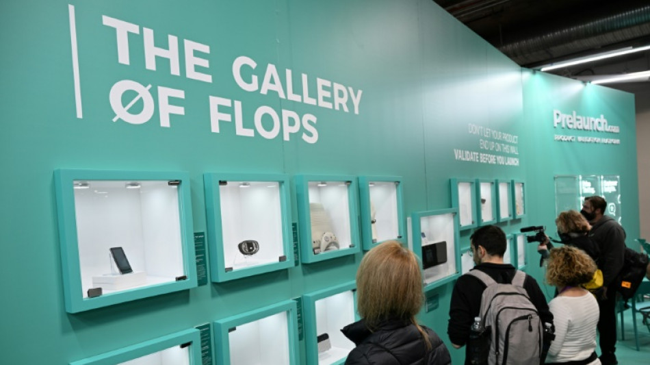 Productos tecnol&oacute;gicos fallidos llenan "Galer&iacute;a de fracasos" en feria CES