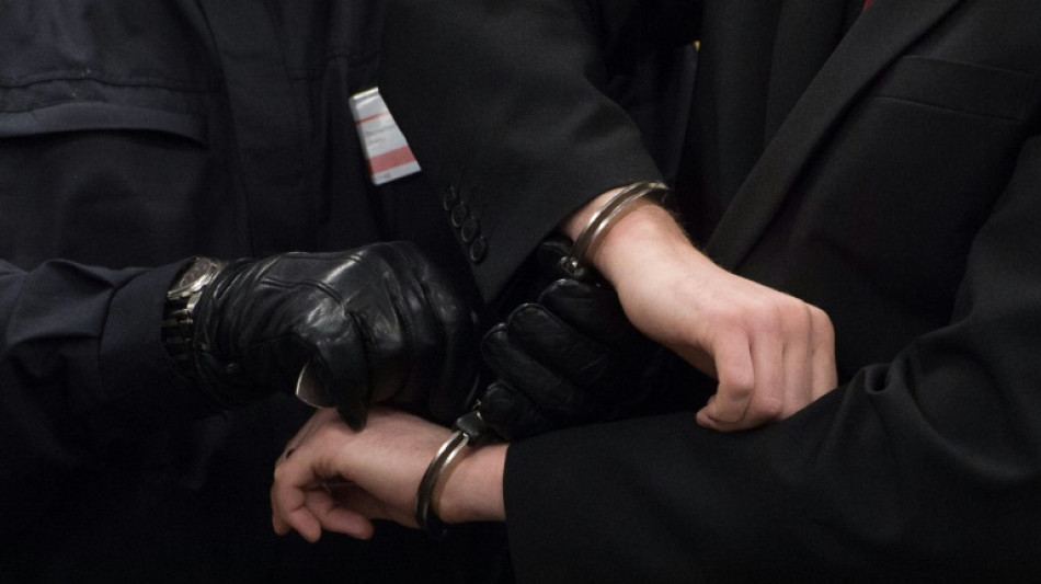 Bundesweite Gro&szlig;razzia gegen militante Neonazi-Netzwerke