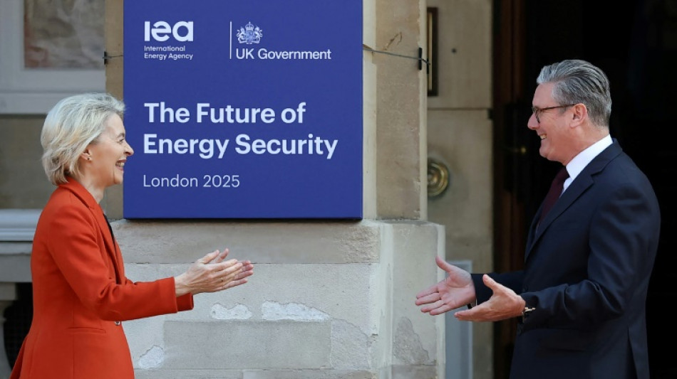 Reino Unido y UE estrechan relaciones en su primera cumbre desde el Brexit