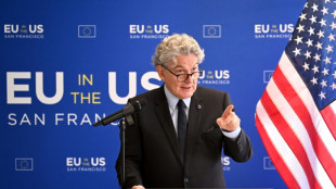 UE d&aacute; dois meses ao Twitter para cumprir nova lei sobre conte&uacute;do digital