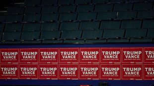 Sale gradimento Trump, per 61% americani Biden deve lasciare