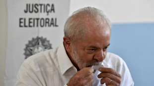 Pr&eacute;sidentielle au Br&eacute;sil: Lula confiant "dans une victoire de la d&eacute;mocratie"