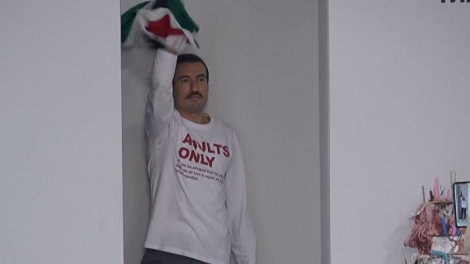 La bandiera della Palestina sventola alla Milano Fashion Week