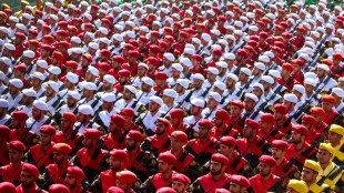 Iran demonstriert mit Milit&auml;rparaden zum "Tag der Armee" St&auml;rke