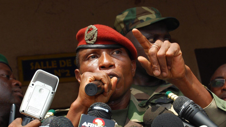 Guinea, ex dittatore Camara graziato 'per motivi di salute'