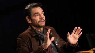 Eugenio Derbez abra&ccedil;a faceta dram&aacute;tica no inspirador 'Radical' 