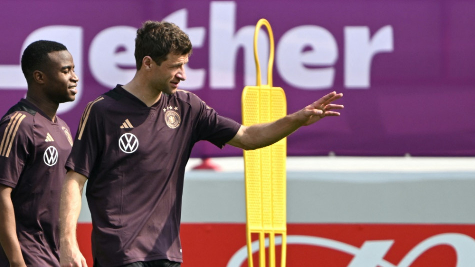 "One Love"-Verbot: M&uuml;ller verteidigt Nationalspieler und DFB