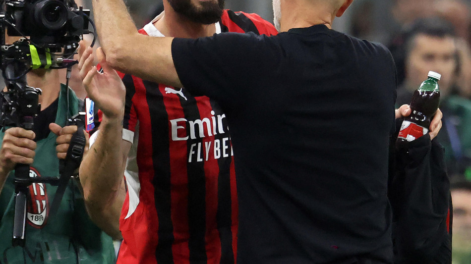 Giroud ai saluti: "Grazie Milan, tre anni che non dimenticher&ograve;"