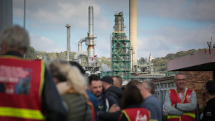 Apr&egrave;s une reconduction matinale, les raffineurs d&eacute;cident de la suite de leur mouvement