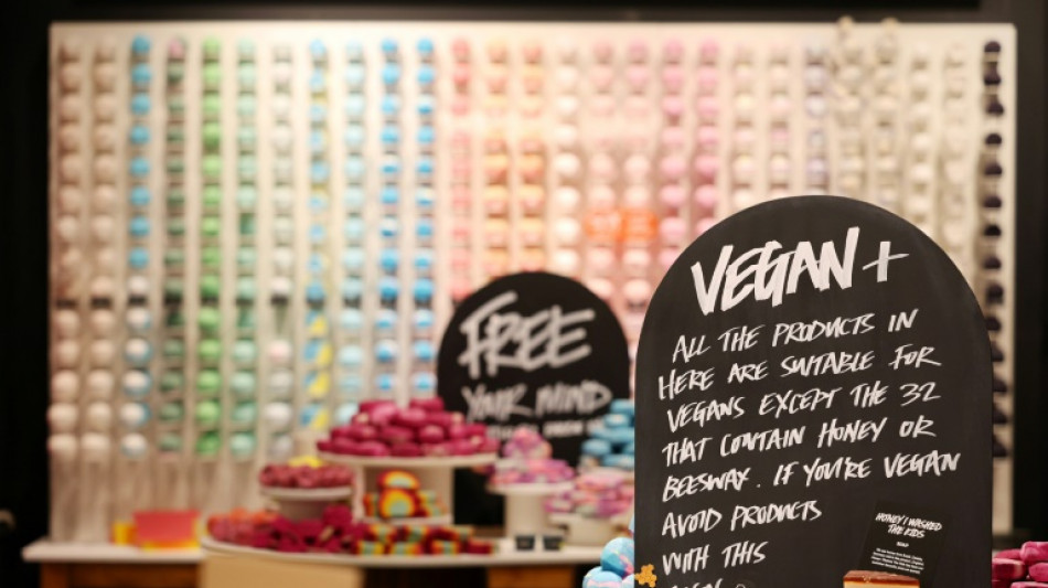 Lush: la cosm&eacute;tique "verte" oui, les affaires d'abord