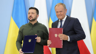 Zelensky, Varsavia potr&agrave; abbattere razzi nei cieli ucraini