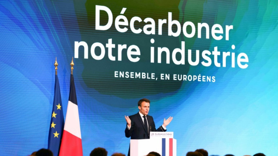 Climat: Macron propose un pacte de d&eacute;carbonation aux industriels