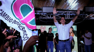 Candidato opositor Roux pede acabar com a 'pol&iacute;tica corrupta' no Panam&aacute;
