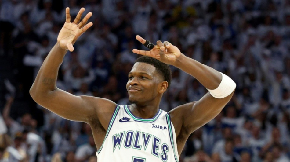 Play-offs NBA: Minnesota croque Denver et pousse les Nuggets &agrave; un match 7 d&eacute;cisif