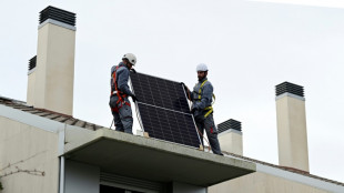 Avec la crise &eacute;nerg&eacute;tique, les Espagnols se ruent sur les panneaux solaires