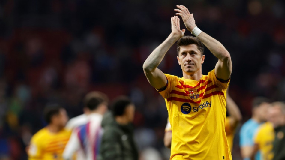 Barcelona vence Atl&eacute;tico de Madrid e assume vice-lideran&ccedil;a do Espanhol