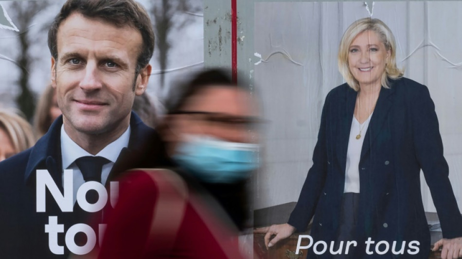Pr&eacute;sidentielle: Macron contre Le Pen, place au duel t&eacute;l&eacute;vis&eacute;