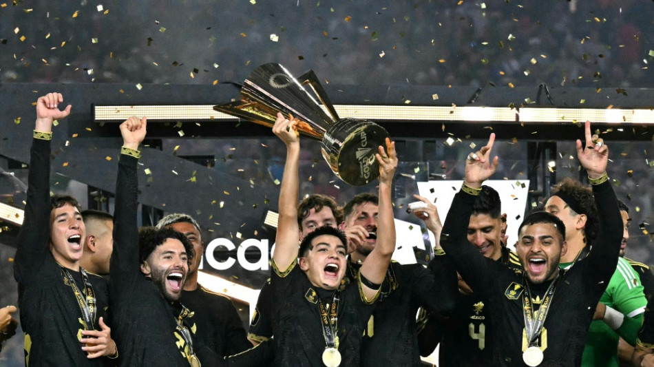 Mexiko schl&auml;gt USA im Traumfinale um den Gold Cup