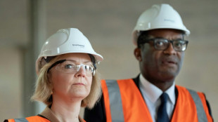 Liz Truss, debilitada en pleno congreso del Partido Conservador brit&aacute;nico