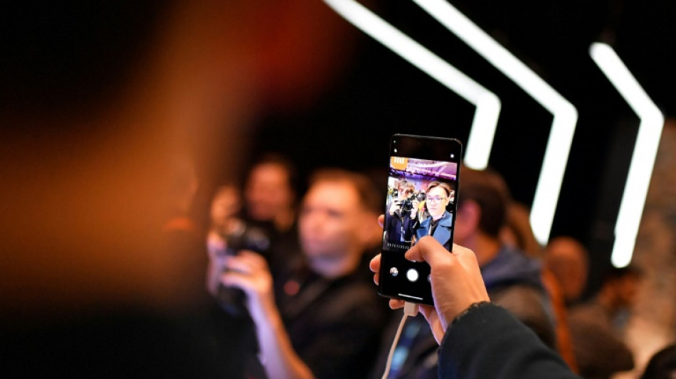 Le monde de la "tech" r&eacute;uni &agrave; Barcelone pour d&eacute;fier la morosit&eacute; du secteur