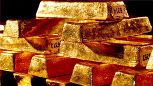 Prezzo oro in aumento, Spot scambiato a 4.030 dollari