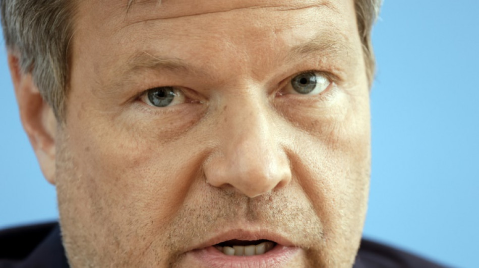 Habeck wirft Opposition in Debatte um Staatssekret&auml;r Beleidigungen und L&uuml;gen vor