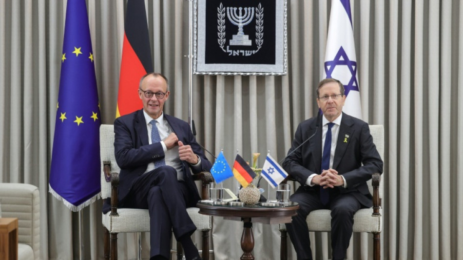 Merz sagt Israel bei Antrittsbesuch weitere Unterstützung zu