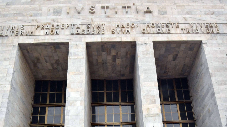 Gip, accusare di nazismo Segre &egrave; uno sfregio alla memoria