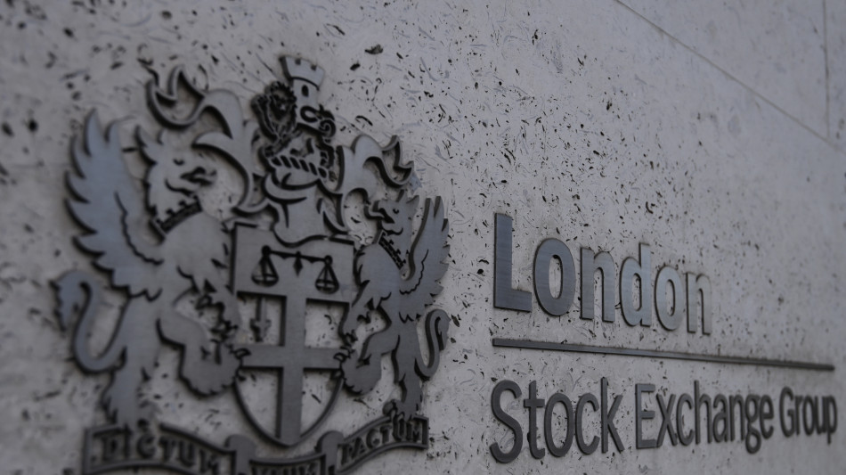 Borsa: l'Europa parte piatta, Londra -0,3%