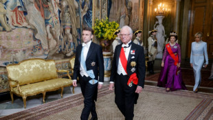 En Su&egrave;de, Macron plaide pour une &eacute;conomie europ&eacute;enne moins r&eacute;glement&eacute;e