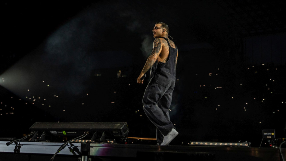 Geolier annuncia gli 'Stadi 2026' a Milano, Roma e Messina