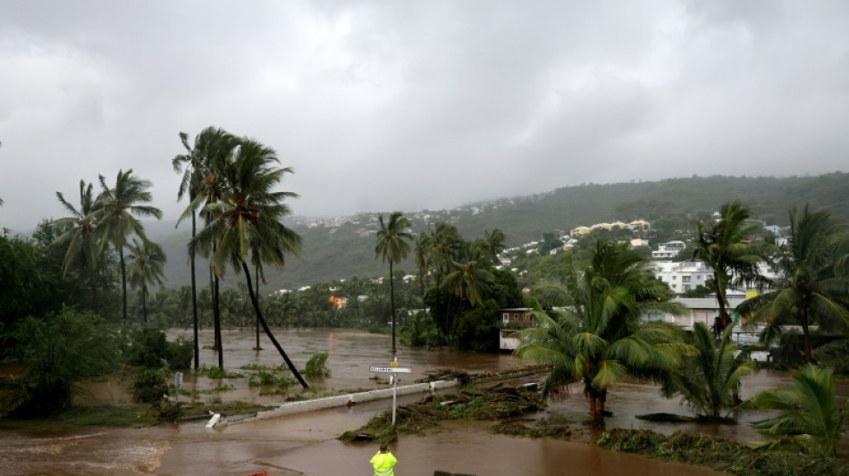 Passage du cyclone Garance sur La R&eacute;union: une facture d'au moins 248 millions d'euros