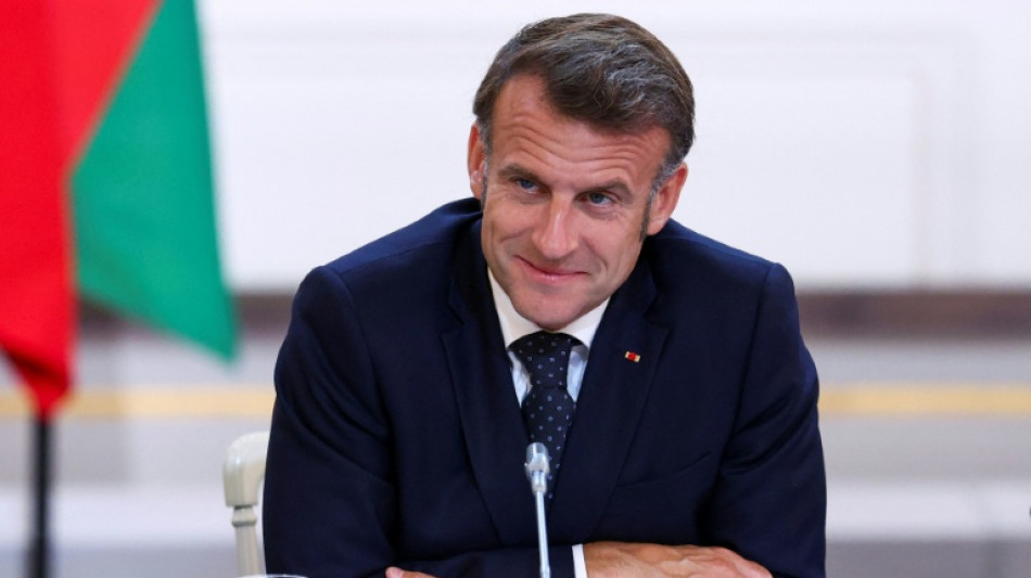 Asian markets mostly rise on lingering trade deal optimism