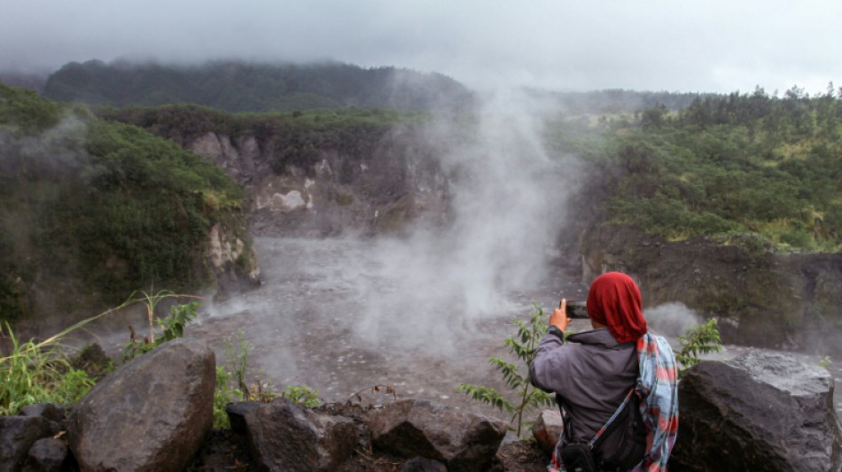 Cientos de personas evacuadas en Indonesia tras la erupci&oacute;n del volc&aacute;n Merapi