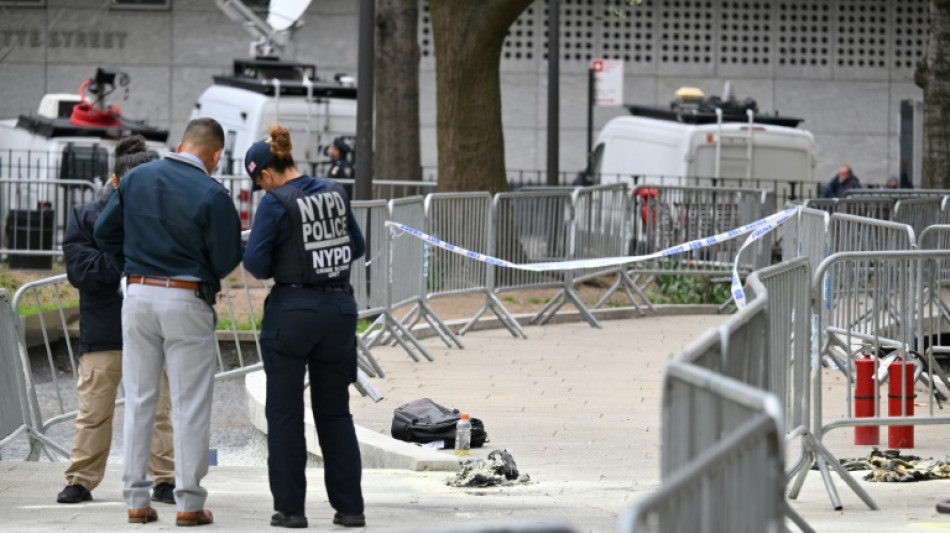 Etats-Unis: d&eacute;c&egrave;s de l'homme qui a voulu s'immoler par le feu devant le tribunal jugeant Trump