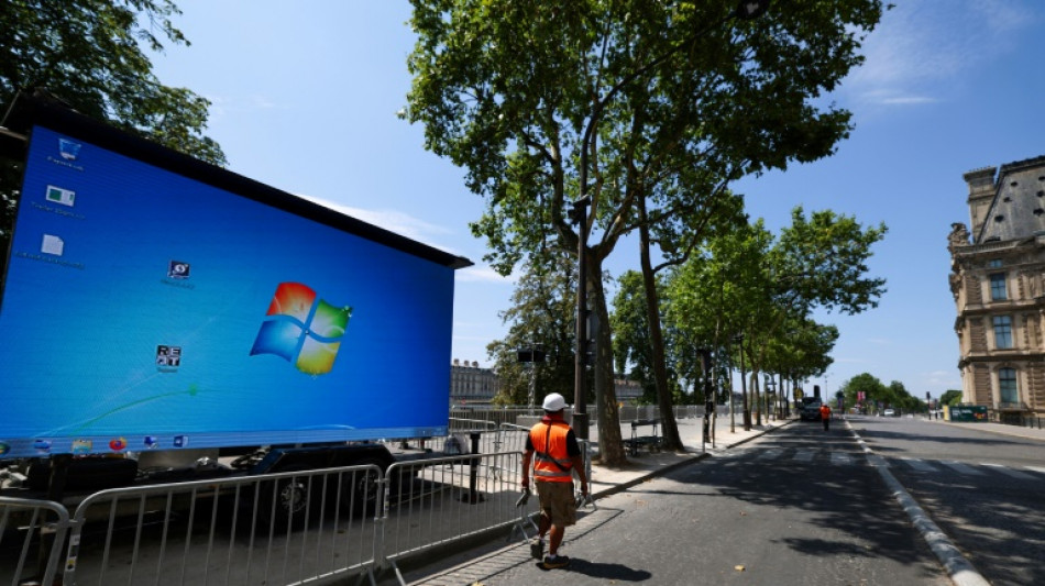 Microsoft se al&iacute;a con fondos para invertir 100.000 millones en IA