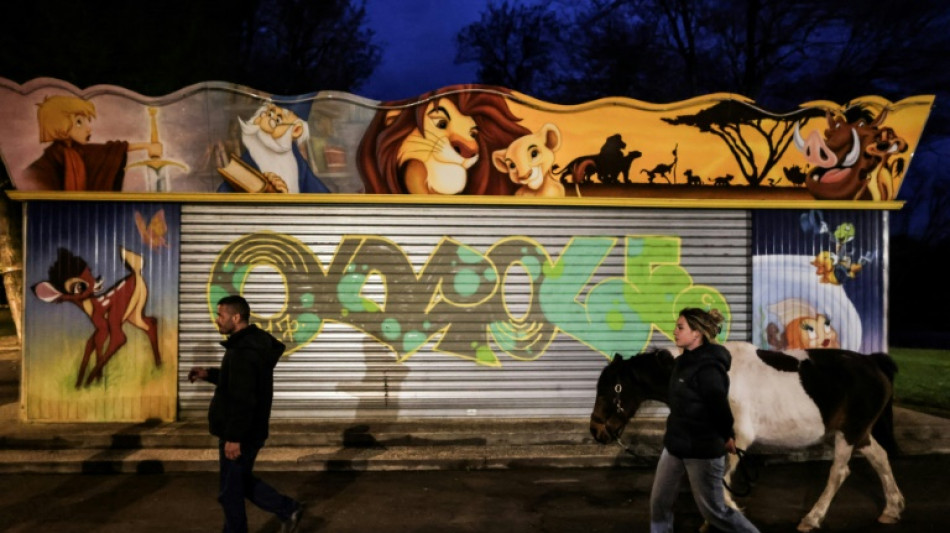 A Angoul&ecirc;me, un poney redonne le sourire aux sans-abri