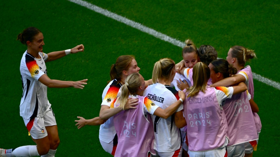 Dank Elfmeterk&ouml;nigin Gwinn: DFB-Frauen holen Bronze