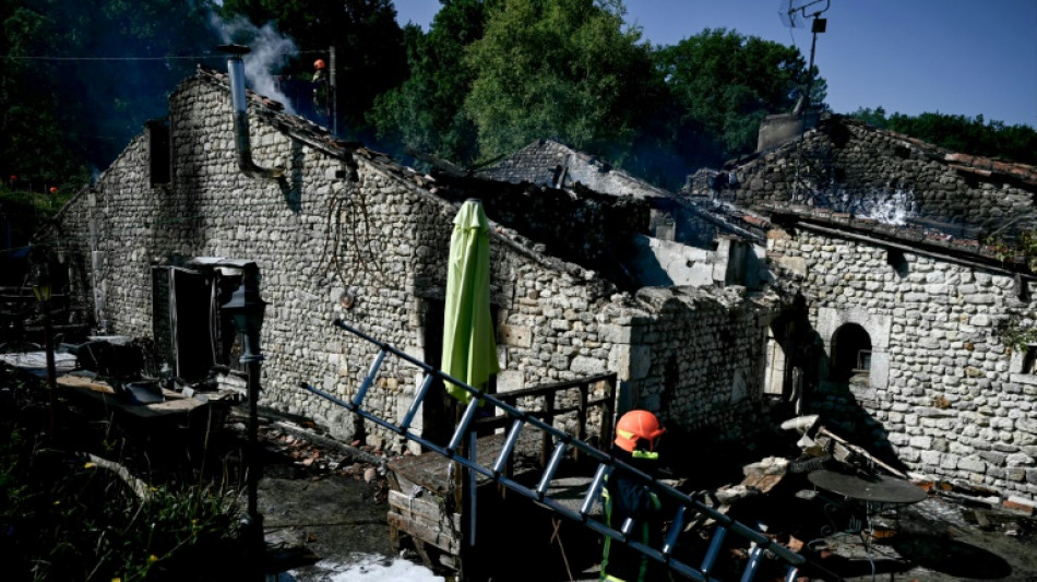Charente: un mort, 4 disparus, dans l'incendie d'un gîte accueillant des adultes handicapés