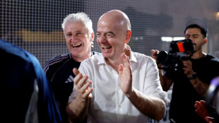 UEFA, Concacaf y CAF dicen a Infantino que el f&uacute;tbol "no pertenece a ning&uacute;n individuo"